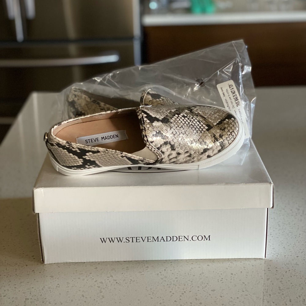 Steve Madden Sneakers